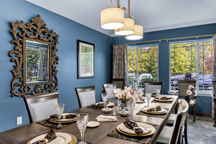 The dining room at Chesterfield Heights set for mealtime